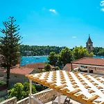 Kulish Cavtat